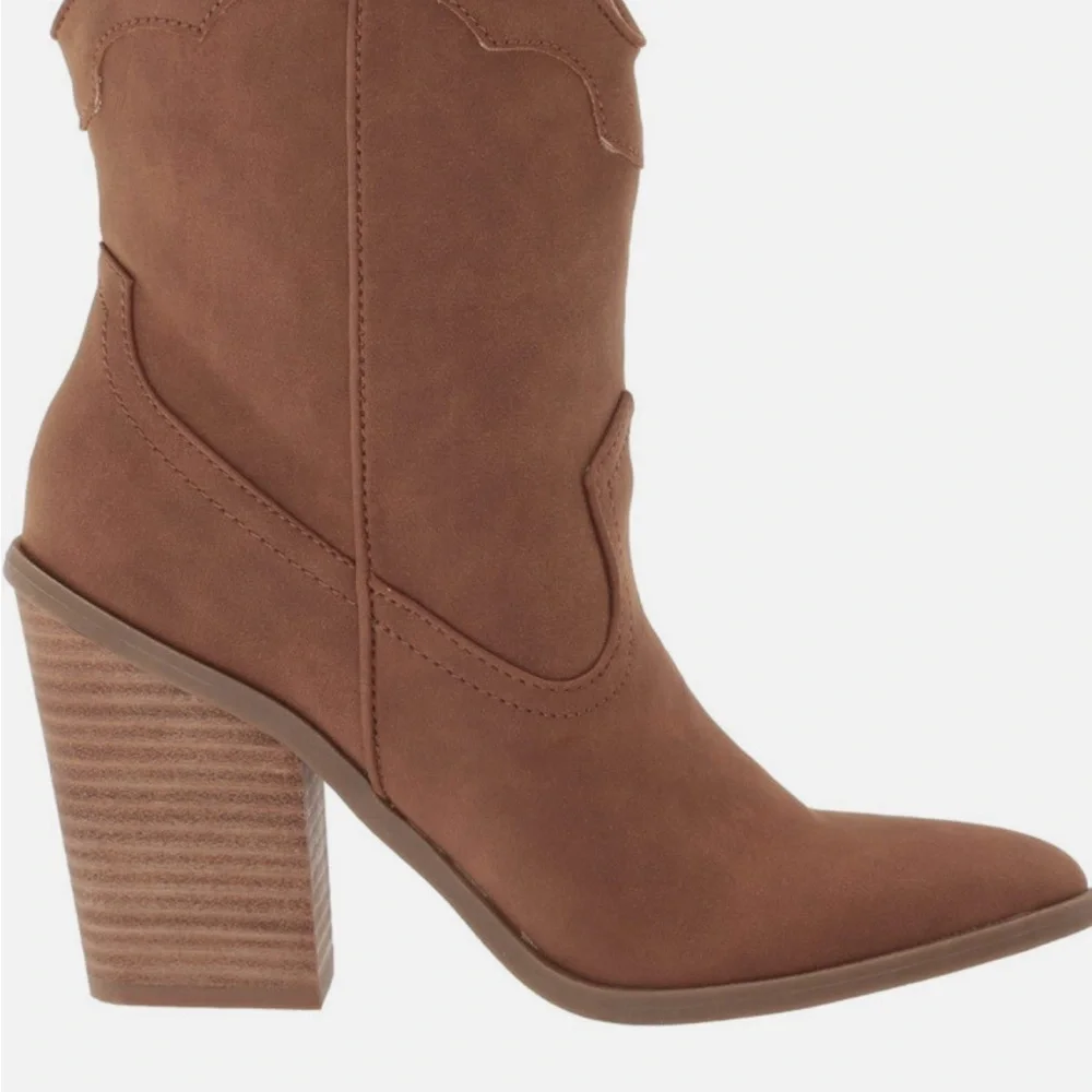 Dolce Vita Tan Ankle Booties - Picture 5 of 7
